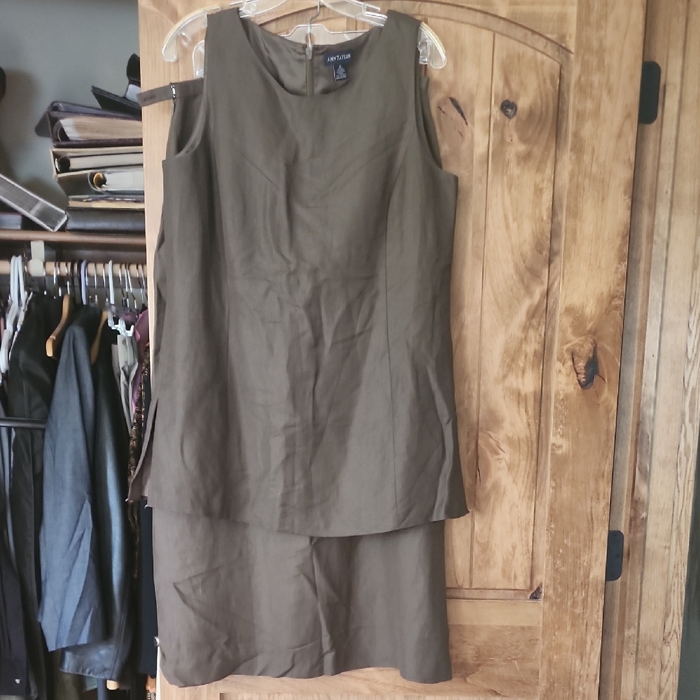 Ann Taylor Brown Sleeveless Sheath Top With Mid Length Skirt